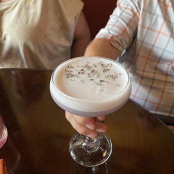 Zannotti's Wine Bar - Gin drink - Wine Bars Near Me - Stillwater, Oklahoma Zannotti's Wine Bar - Gin drink - Wine Bars Near Me - Stillwater, Oklahoma