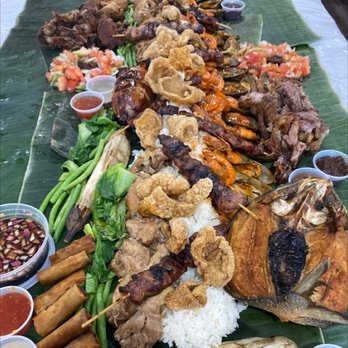 Matthew's Grill - Boodle spread - Filipino Near Me - Gaithersburg, Maryland