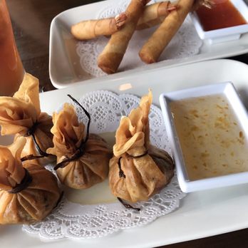 Thai Boran - Thai Money Bag and Going Ka Bong appetizers - winner! winner! - Thai Near Me - Albuquerque, New Mexico