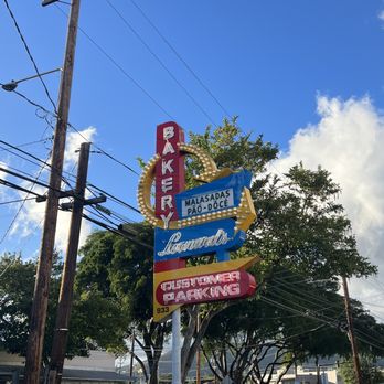 Leonard's Bakery - Bakeries Near Me - Honolulu, Hawaii Leonard's Bakery - Bakeries Near Me - Honolulu, Hawaii