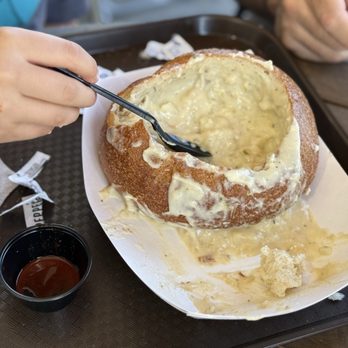 Guardino's - Clam chowder bread bowl - Seafood Near Me - San Francisco, California Guardino's - Clam chowder bread bowl - Seafood Near Me - San Francisco, California