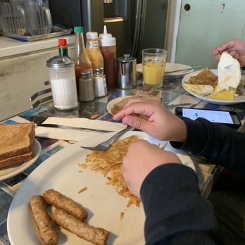 Art's Cafe - Yummy breakfast - Diners Near Me - San Francisco, California Art's Cafe - Yummy breakfast - Diners Near Me - San Francisco, California