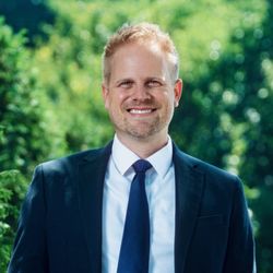 Blackberry Dental - Dr. Michael Schuiling