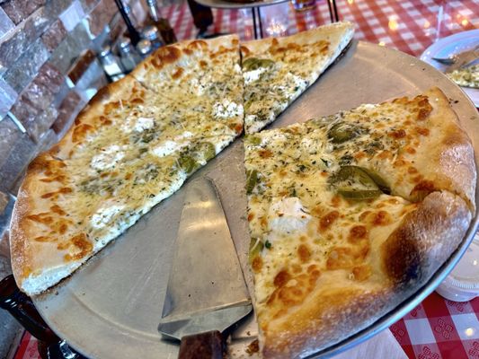 Mama Maxie's Pizzeria by null