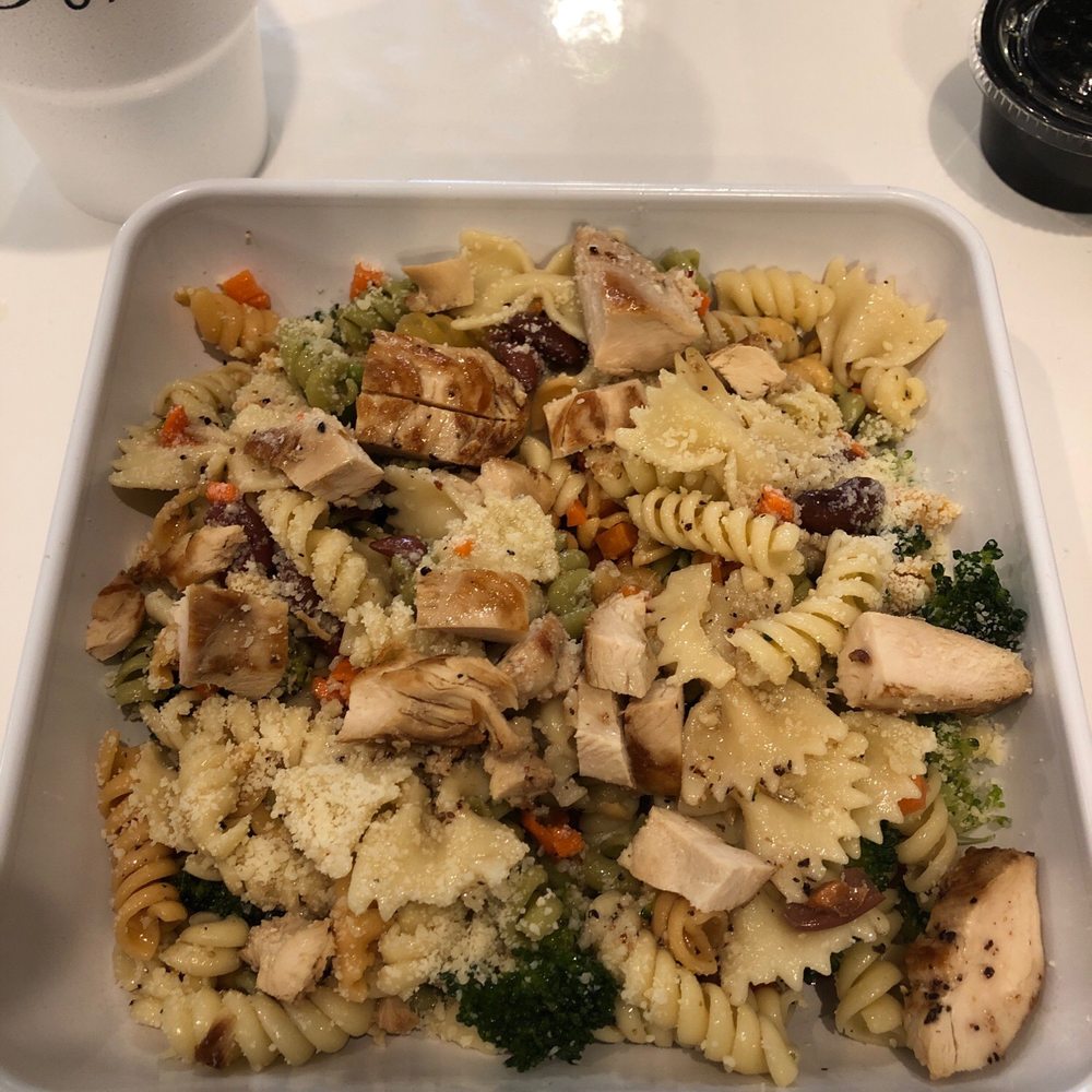 Hug Hes - a plate of pasta with chicken and broccoli - Cafes Near Me - Layton, Utah Hug Hes - a plate of pasta with chicken and broccoli - Cafes Near Me - Layton, Utah
