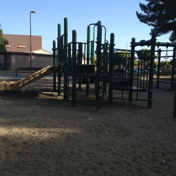 Country Hills Park - Parks Near Me - Brea, California