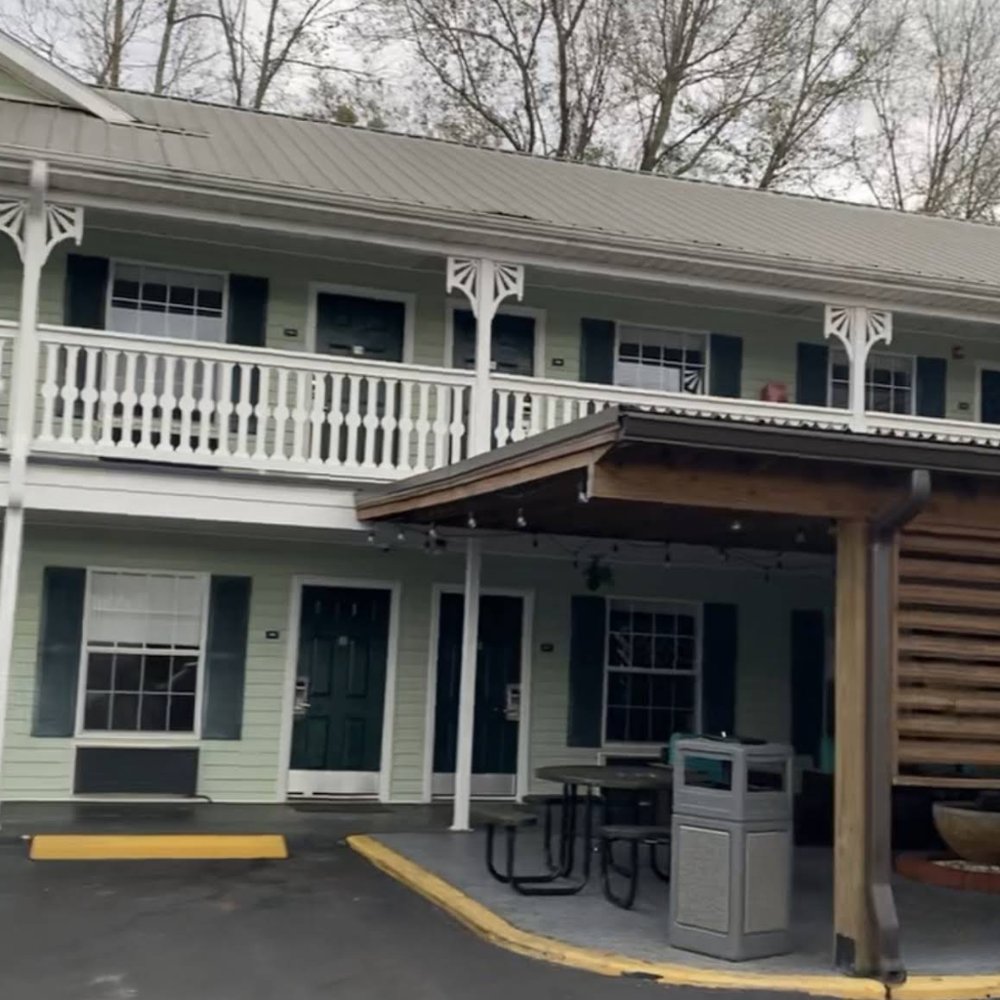 Key West Inn - Fairhope - Hotels Near Me - Fairhope, Alabama Key West Inn - Fairhope - Hotels Near Me - Fairhope, Alabama