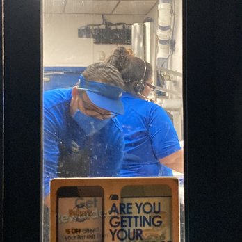 Baker's Drive-Thru - Maskless woman's co-worker wearing a mask! Thank you, sir. - Burgers Near Me - Hesperia, California Baker's Drive-Thru - Maskless woman's co-worker wearing a mask! Thank you, sir. - Burgers Near Me - Hesperia, California