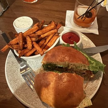 RJ's American Grill - Cabo burger & sweet potato fries & old fashioned - American Near Me - Saint Cloud, Minnesota RJ's American Grill - Cabo burger & sweet potato fries & old fashioned - American Near Me - Saint Cloud, Minnesota