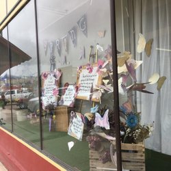 H&R Thrift Store