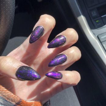 Kim's Nails - i've been going here religiously for about a year now! a less expensive option that always looks amazing! - Nail Salons Near Me - Austin, Texas
