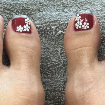 Gradient Nail - The other picture didn't do justice to Kim's fabulous work, so I uploaded this closer shot. - Nail Salons Near Me - Honolulu, Hawaii