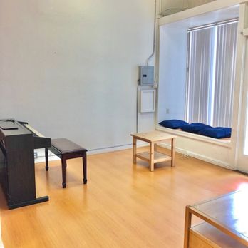 Mochino Piano - piano room - Musical Instruments & Teachers Near Me - San Francisco, California Mochino Piano - piano room - Musical Instruments & Teachers Near Me - San Francisco, California