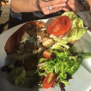 Stone Park Cafe - New American Near Me - Brooklyn, New York Stone Park Cafe - New American Near Me - Brooklyn, New York