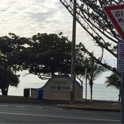 Surfside Motel - Directly across the road from the main beach