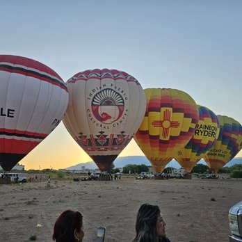 Rainbow Ryders - Hot Air Balloons Near Me - Albuquerque, New Mexico