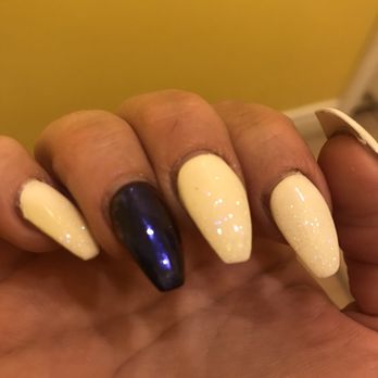 A Nail & Spa - Nail Salons Near Me - Burbank, California