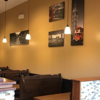 Smith & Clarkson's Cafe - Decor and seating - Delis Near Me - Burke, Virginia
