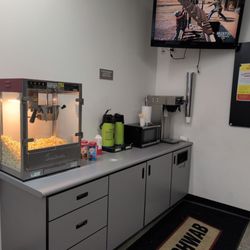 Les Schwab Tire Center - Free popcorn and coffee