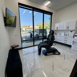 Manhattan Beauty Project - Canyon Hills - Experience luxury care in Dr. P's private procedure suite--where advanced treatments meet comfort, privacy, and aesthetic precision.