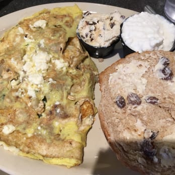 Chompie's - The Gary's Triathlete with "egg whites", feta cheese, artichoke hearts, mushrooms and spinach. Those are some yolky looking egg whites... - Delis Near Me - Glendale, Arizona