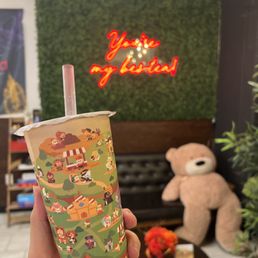 Love my drink, Mango green milk tea in special cup!!!! Love my drink, Mango green milk tea in special cup!!!!