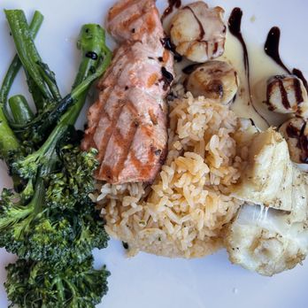 Ivar's Salmon House - Seafood Near Me - Seattle, Washington Ivar's Salmon House - Seafood Near Me - Seattle, Washington