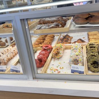 Paris Baguette - Bakeries Near Me - West Hartford, Connecticut Paris Baguette - Bakeries Near Me - West Hartford, Connecticut