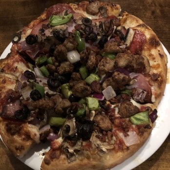 Lamppost Pizza - The Whole Nine Yard Pizza (Individual size) - Pizza Near Me - Vista, California