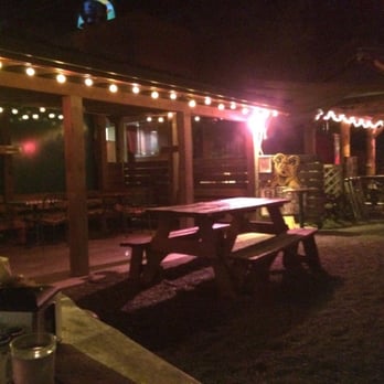 Skyway Bar & Grill - Part of the outside seating area - Barbeque Near Me - Zigzag, Oregon Skyway Bar & Grill - Part of the outside seating area - Barbeque Near Me - Zigzag, Oregon