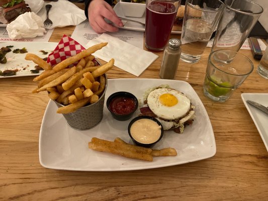 80/20 @ Kaelin's Restaurant by null