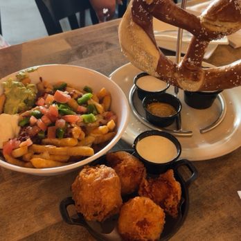 Rebels Burger and Brew - Burgers Near Me - Yucaipa, California Rebels Burger and Brew - Burgers Near Me - Yucaipa, California
