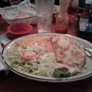 El Vaquero Mexican Restaurant - Quesadilla avocadilla, or something like that... - Mexican Near Me - Hilliard, Ohio El Vaquero Mexican Restaurant - Quesadilla avocadilla, or something like that... - Mexican Near Me - Hilliard, Ohio