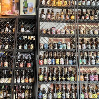 Beer Capital Brussels - Beer Bar Near Me - Brussels, BRU Beer Capital Brussels - Beer Bar Near Me - Brussels, BRU