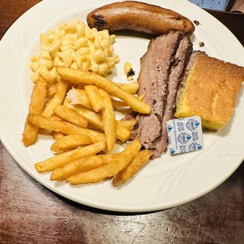 Blue Tractor BBQ & Brewery - Brisket, sausage, fries, Mac and cheese, cornbread - Breweries Near Me - Ann Arbor, Michigan Blue Tractor BBQ & Brewery - Brisket, sausage, fries, Mac and cheese, cornbread - Breweries Near Me - Ann Arbor, Michigan