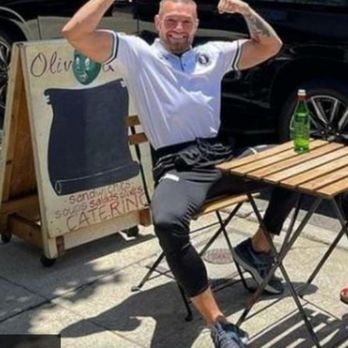 Olive It - He was here to fight poirier. Poirier knocked Connor out in the 2nd rd, the last time..well, enjoy your sanwiche.. - Delis Near Me - Los Angeles, California Olive It - He was here to fight poirier. Poirier knocked Connor out in the 2nd rd, the last time..well, enjoy your sanwiche.. - Delis Near Me - Los Angeles, California