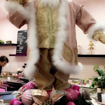 Holy Matcha - Cute, Pink Christmas decorations! - Tea Rooms Near Me - San Diego, California Holy Matcha - Cute, Pink Christmas decorations! - Tea Rooms Near Me - San Diego, California