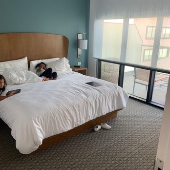 Element Santa Clara - Bedroom - Hotels Near Me - Santa Clara, California Element Santa Clara - Bedroom - Hotels Near Me - Santa Clara, California