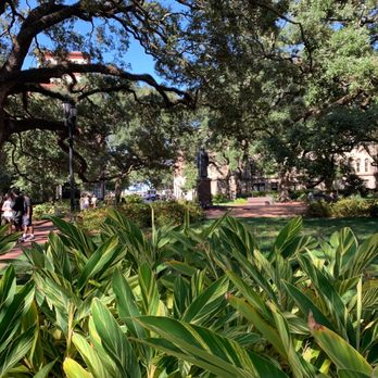 Reynolds Square - Parks Near Me - Savannah, Georgia