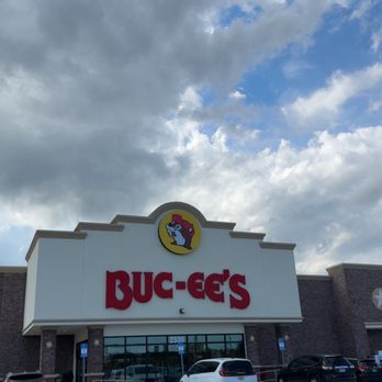 Buc-ee's - Gas Stations Near Me - Daytona Beach, Florida