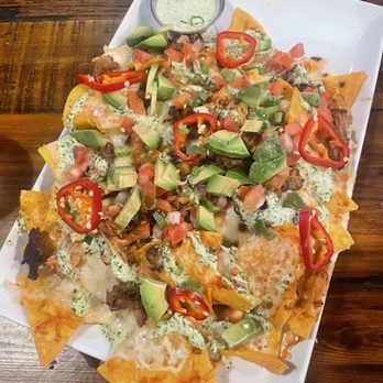 Finney's Crafthouse - Brea - Carnitas nachos - New American Near Me - Brea, California