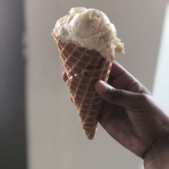 Jeni's Splendid Ice Creams - Ice Cream & Frozen Yogurt Near Me - Dublin, Ohio Jeni's Splendid Ice Creams - Ice Cream & Frozen Yogurt Near Me - Dublin, Ohio