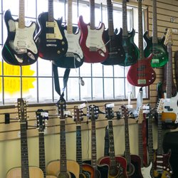 King Pawn - Guitars!
