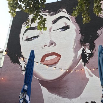Dacha Beer Garden - Elizabeth Taylor Mural - Beer Gardens Near Me - Washington, DC, District of Columbia