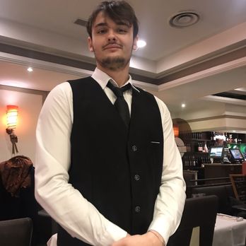 Square Sud - Max is cool and speaks English n Russian n French - Restaurants Near Me - Antibes, 06