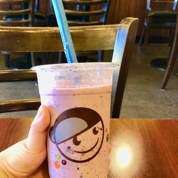 Bubble World - a hand holding a cup of bubble tea - Bubble Tea Near Me - Vancouver, British Columbia Bubble World - a hand holding a cup of bubble tea - Bubble Tea Near Me - Vancouver, British Columbia