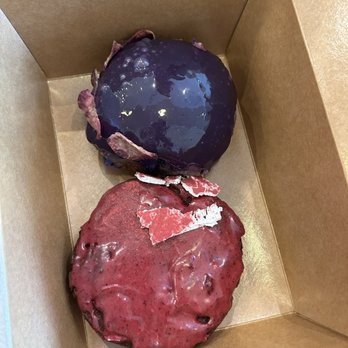Kora - Ube donut, berry fritter - Filipino Near Me - Sunnyside, New York Kora - Ube donut, berry fritter - Filipino Near Me - Sunnyside, New York