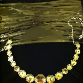 Swarovski - Jewelry Near Me - Honolulu, Hawaii