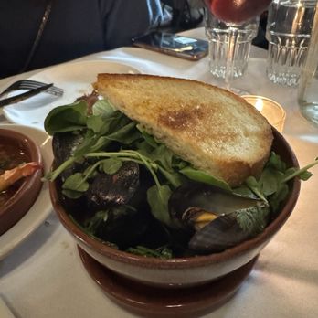 Barcelona Wine Bar - Mussels - Wine Bars Near Me - Minneapolis, Minnesota Barcelona Wine Bar - Mussels - Wine Bars Near Me - Minneapolis, Minnesota
