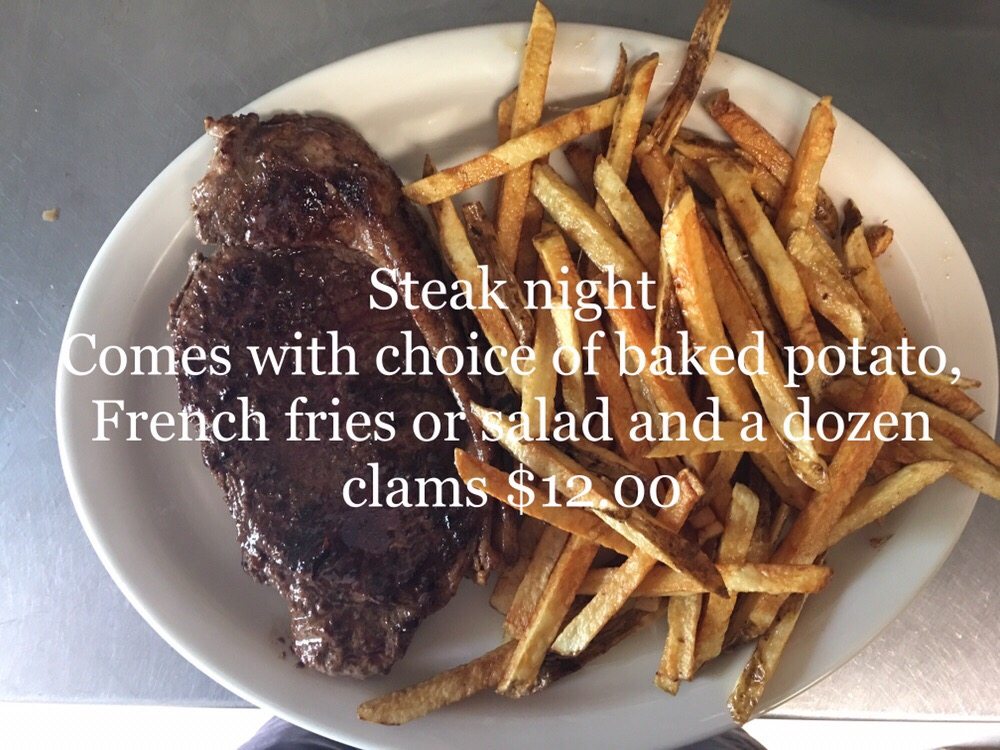 Food from DeLeos Bar and Grill